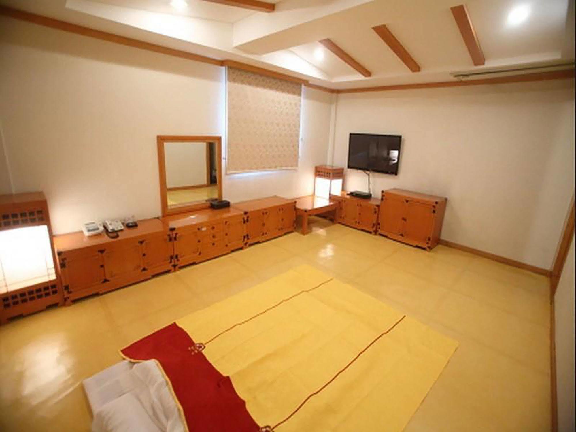 Suncheon Royal Tourist Hotel Eksteriør bilde